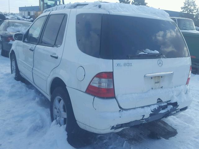 4JGAB75EX3A437882 - 2003 MERCEDES-BENZ ML 500 WHITE photo 3