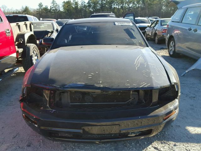1ZVFT80N265158263 - 2006 FORD MUSTANG BLACK photo 9