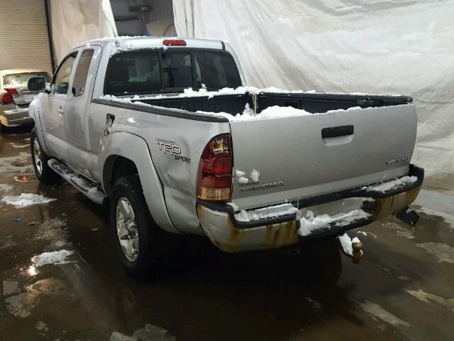 5TEUU42N75Z100660 - 2005 TOYOTA TACOMA ACC SILVER photo 3