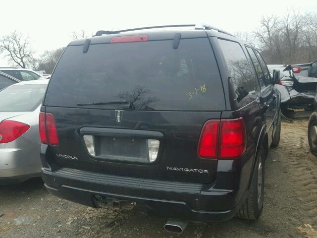 5LMFU28R34LJ26508 - 2004 LINCOLN NAVIGATOR 黑色 照片 4