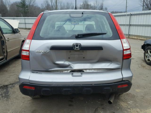 5J6RE38388L004374 - 2008 HONDA CR-V LX SILVER photo 9