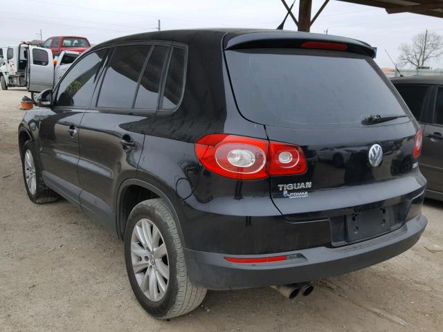 WVGAV75N49W524440 - 2009 VOLKSWAGEN TIGUAN S BLACK photo 3