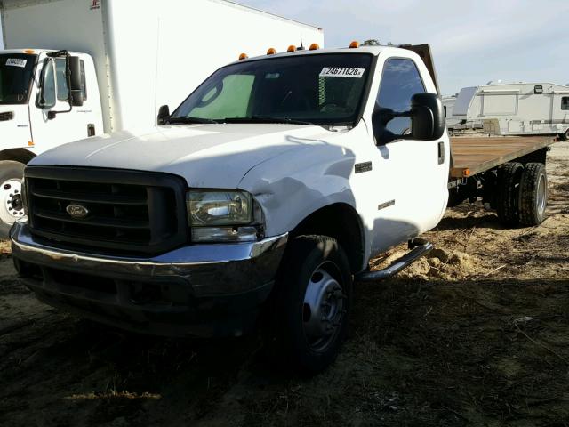 1FDAF56P33EB81991 - 2003 FORD F550 SUPER WHITE photo 2