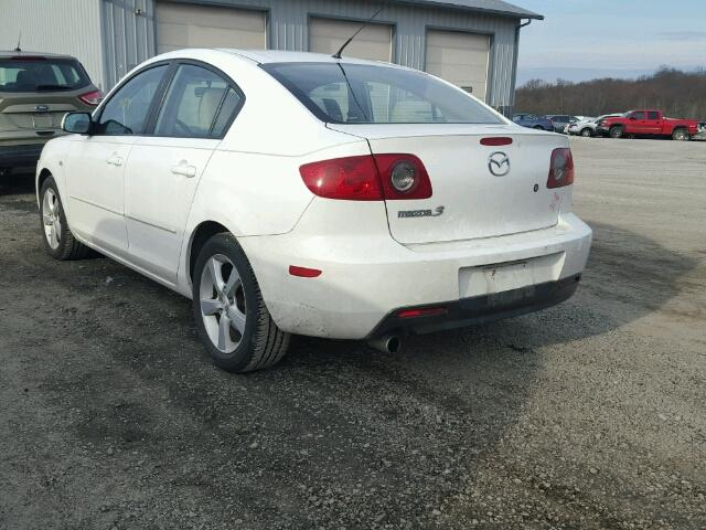 JM1BK12F351315886 - 2005 MAZDA 3 I WHITE photo 3