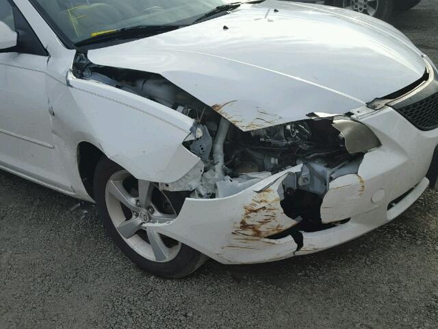 JM1BK12F351315886 - 2005 MAZDA 3 I WHITE photo 9