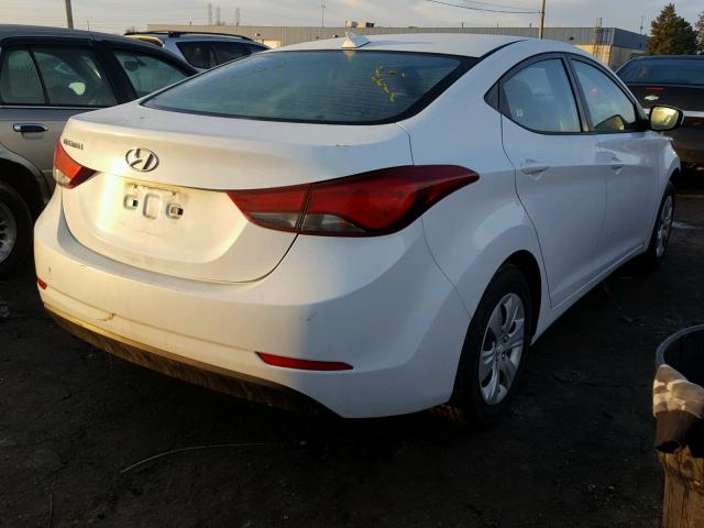 5NPDH4AE8GH737973 - 2016 HYUNDAI ELANTRA SE WHITE photo 4