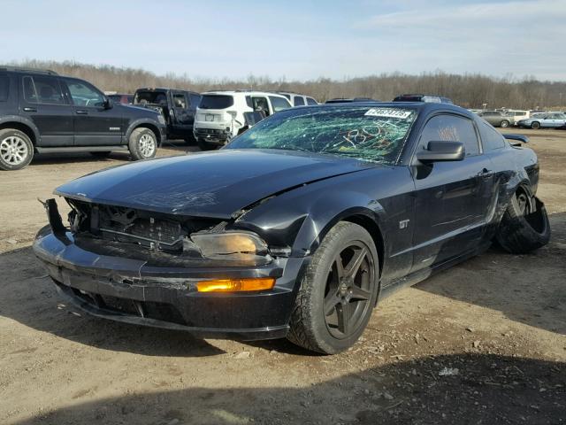 1ZVHT82H685134891 - 2008 FORD MUSTANG GT BLACK photo 2