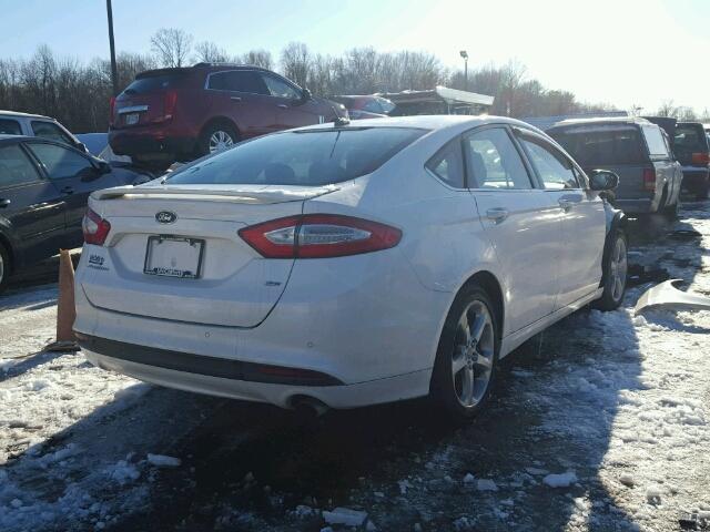 3FA6P0H73DR288468 - 2013 FORD FUSION SE WHITE photo 4