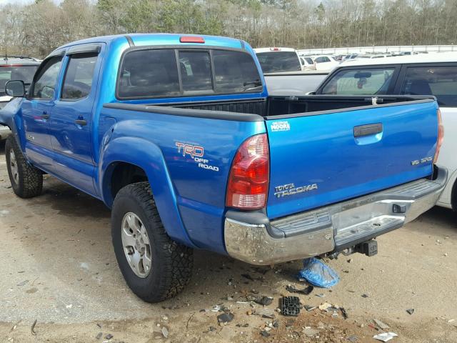 3TMLU42N38M014565 - 2008 TOYOTA TACOMA DOU BLUE photo 3