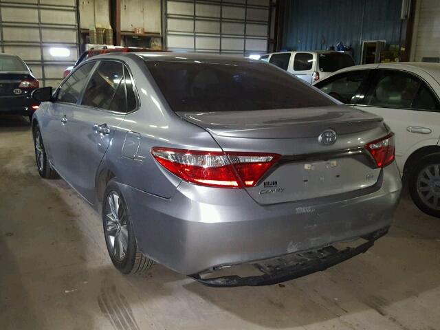 4T1BF1FK0FU061920 - 2015 TOYOTA CAMRY LE SILVER photo 3