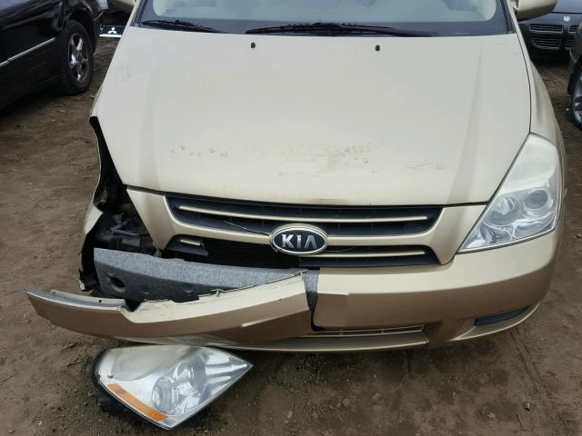 KNDMB233566049505 - 2006 KIA SEDONA EX GOLD photo 9