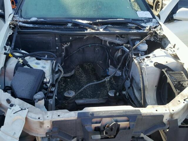 1G6DW67V780192844 - 2008 CADILLAC STS WHITE photo 7