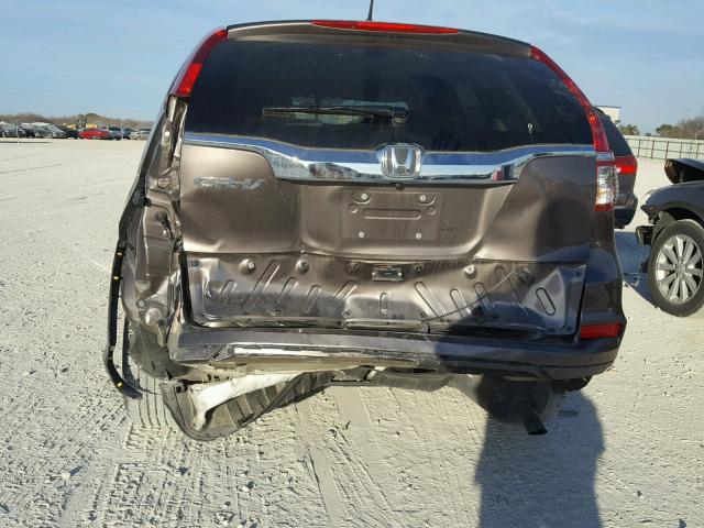 2HKRM3H42GH551709 - 2016 HONDA CR-V SE BROWN photo 9