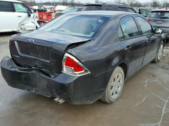 3FAHP06Z76R145717 - 2006 FORD FUSION S BLACK photo 4