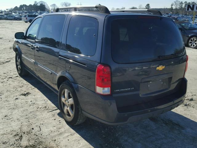 1GNDV331X8D193083 - 2008 CHEVROLET UPLANDER L GRAY photo 3