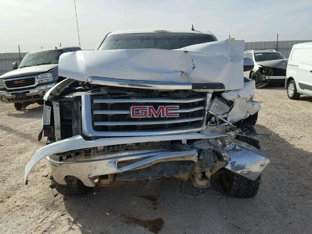 3GTP1VE03DG137985 - 2013 GMC SIERRA C15 WHITE photo 9