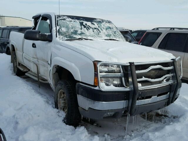 1GCHK29G04E342467 - 2004 CHEVROLET SILVERADO WHITE photo 1