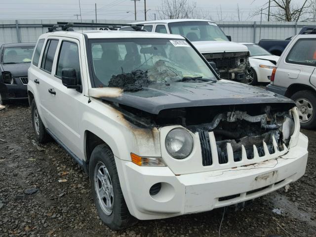 1J8FF28W87D371979 - 2007 JEEP PATRIOT SP WHITE photo 1