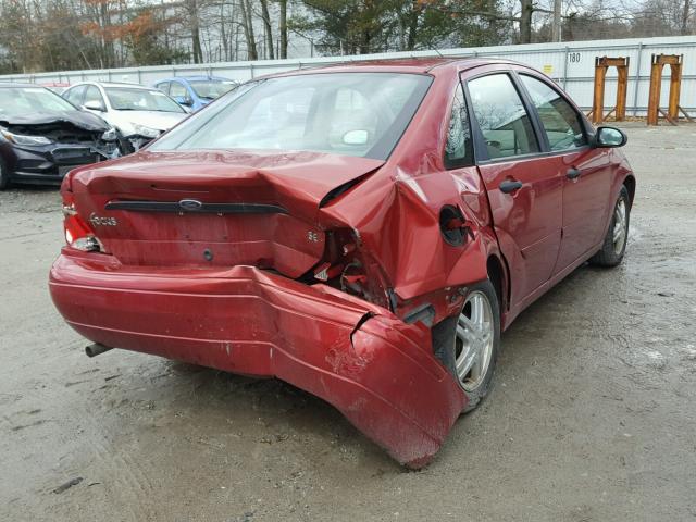 1FAFP34392W292426 - 2002 FORD FOCUS SE RED photo 4