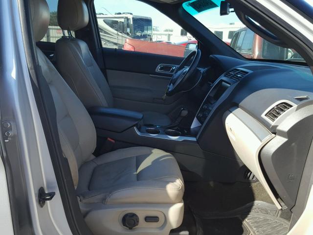 1FM5K7D81DGB97326 - 2013 FORD EXPLORER X SILVER photo 5