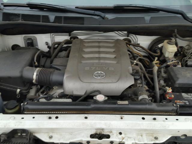 5TFRV54197X024596 - 2007 TOYOTA TUNDRA DOU WHITE photo 7