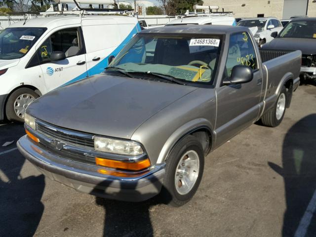 1GCCS1442WK181190 - 1998 CHEVROLET S TRUCK S1 GRAY photo 2