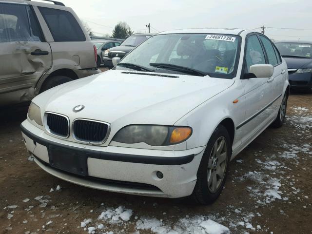 WBAET37404NH06031 - 2004 BMW 325 I WHITE photo 2