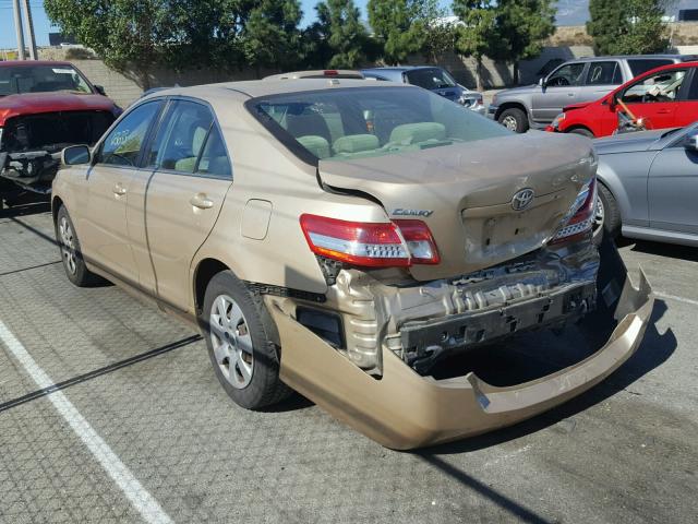 4T1BF3EK5BU759916 - 2011 TOYOTA CAMRY BASE GOLD photo 3