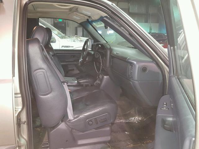 3GNEK13T92G307684 - 2002 CHEVROLET AVALANCHE GRAY photo 5