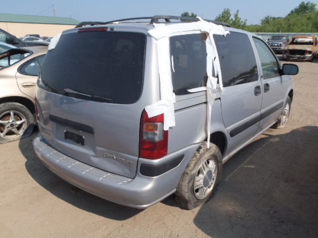 1GNDU03E4XD326777 - 1999 CHEVROLET VENTURE SILVER photo 4