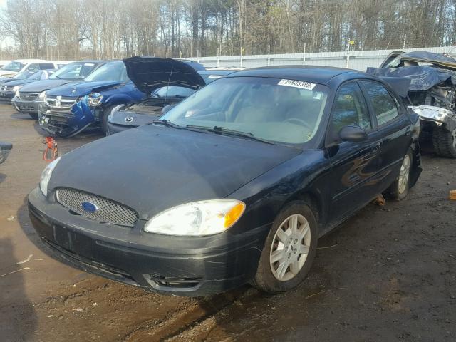 1FAFP53U36A237074 - 2006 FORD TAURUS SE BLACK photo 2