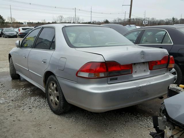 1HGCG65811A032351 - 2001 HONDA ACCORD EX SILVER photo 3