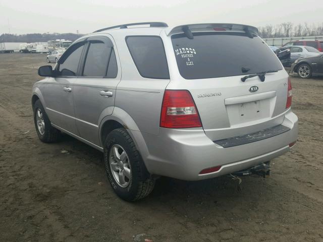 KNDJC735X95868440 - 2009 KIA SORENTO LX SILVER photo 3