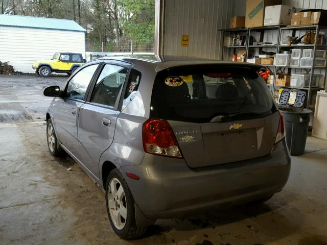 KL1TG66686B650674 - 2006 CHEVROLET AVEO LT GRAY photo 3