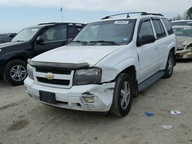 1GNDS13S462156321 - 2006 CHEVROLET TRAILBLAZE WHITE photo 2