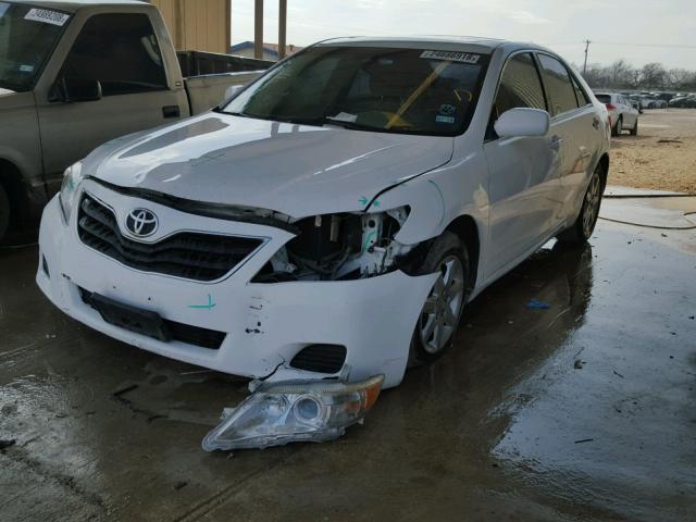 4T4BF3EK5BR111174 - 2011 TOYOTA CAMRY BASE WHITE photo 2