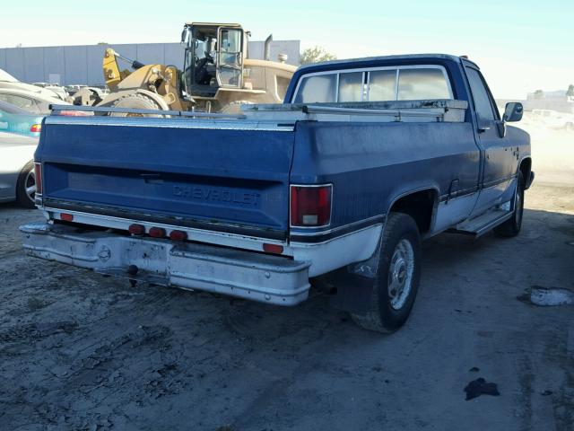 1GCGC24M9BZ142215 - 1981 CHEVROLET C20 BLUE photo 4