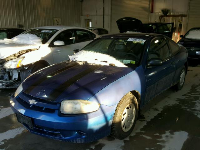 1G1JC12F837294397 - 2003 CHEVROLET CAVALIER BLUE photo 2