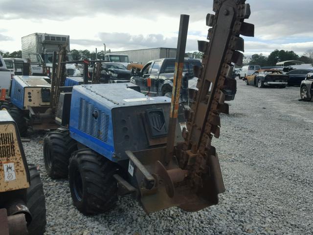 4N0695 - 1996 DITCH WITCH WITCH BLUE photo 1