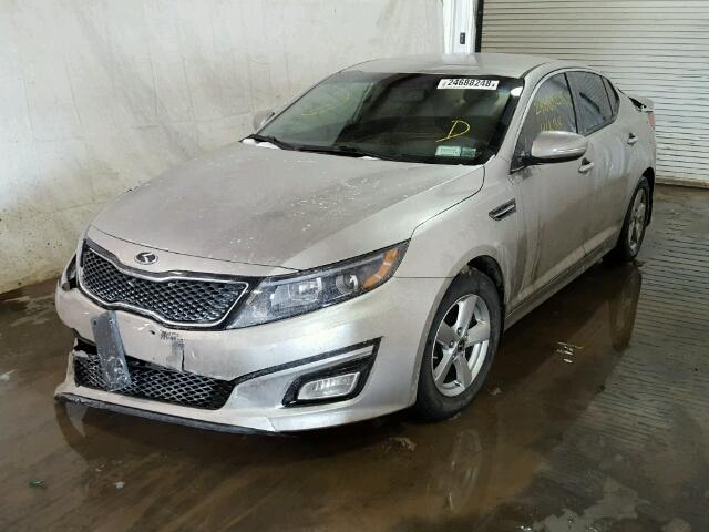 5XXGM4A71FG379619 - 2015 KIA OPTIMA LX SILVER photo 2