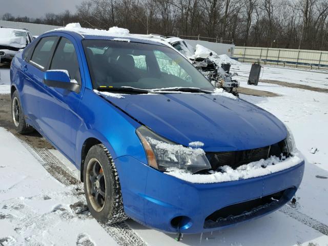 1FAHP3GN7AW298777 - 2010 FORD FOCUS SES BLUE photo 1