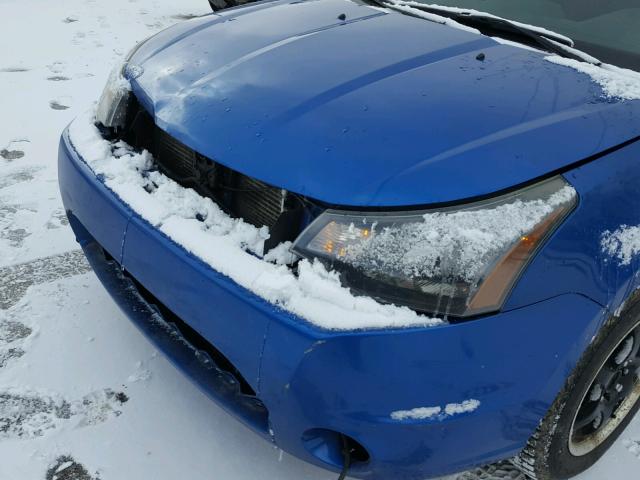 1FAHP3GN7AW298777 - 2010 FORD FOCUS SES BLUE photo 9