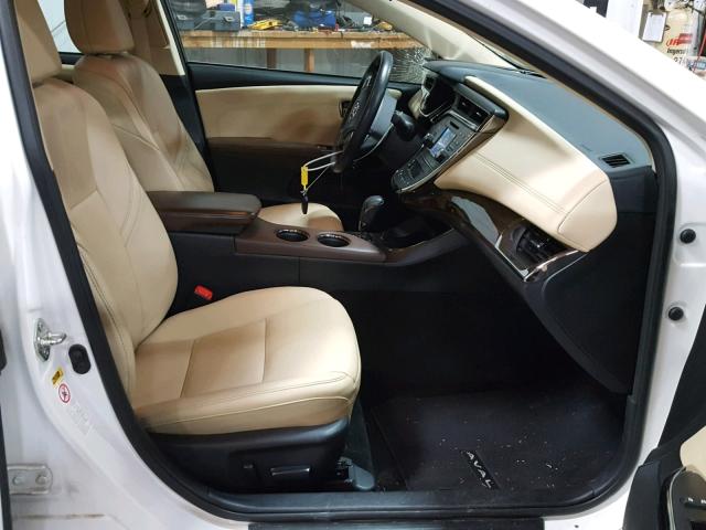 4T1BK1EBXDU056475 - 2013 TOYOTA AVALON BAS WHITE photo 5