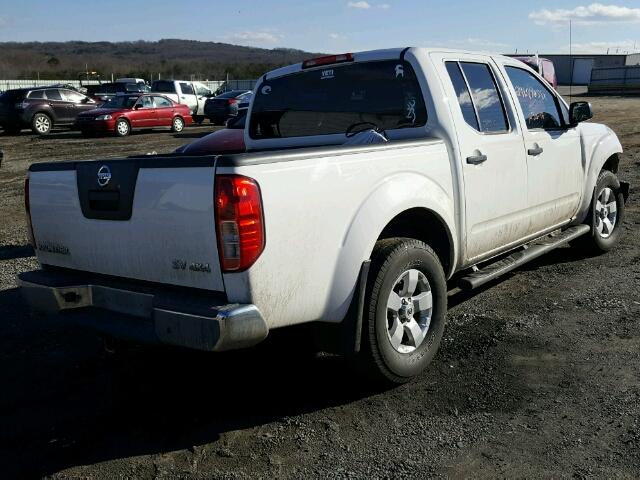 1N6AD0EV9BC444733 - 2011 NISSAN FRONTIER S WHITE photo 4