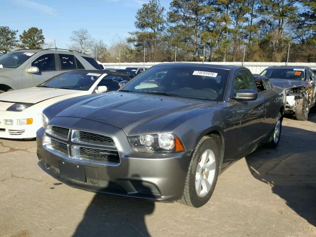 2B3CL3CG5BH581994 - 2011 DODGE CHARGER SILVER photo 2