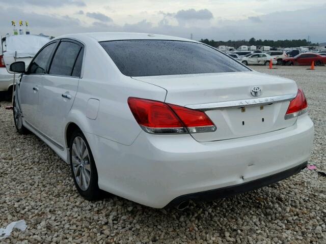 4T1BK3DB4BU413188 - 2011 TOYOTA AVALON BAS WHITE photo 3