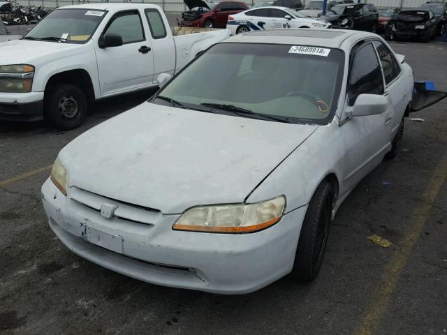 1HGCG5552XA038099 - 1999 HONDA ACCORD EX GRAY photo 2