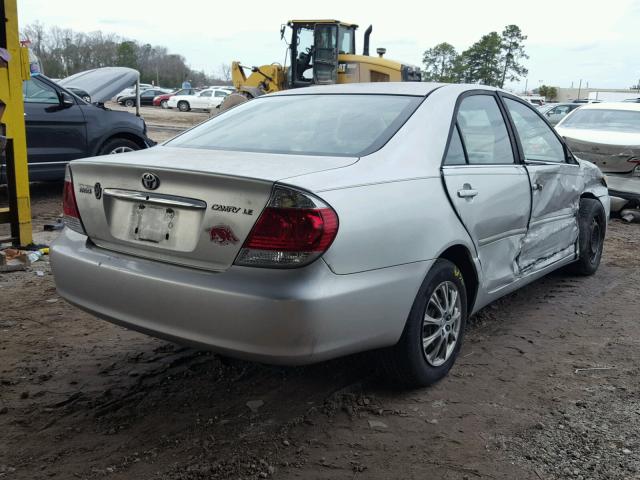 JTDBE30K063041121 - 2006 TOYOTA CAMRY LE SILVER photo 4