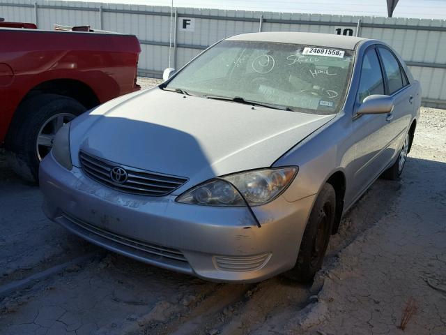 4T1BE32K76U147553 - 2006 TOYOTA CAMRY LE GRAY photo 2