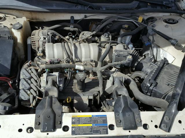 2G2WP552X71122378 - 2007 PONTIAC GRAND PRIX WHITE photo 7